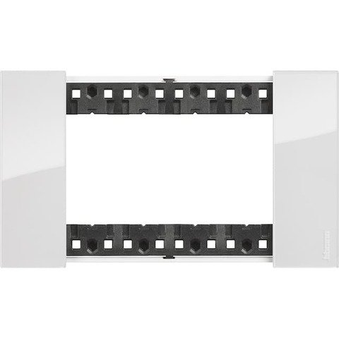 Рамка на 1 пост, 4 модуля - Итальянский стандарт